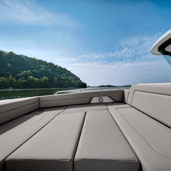 2027 Cruisers Yachts 38 VTR 38.0 feet, Clearwater, Florida #25