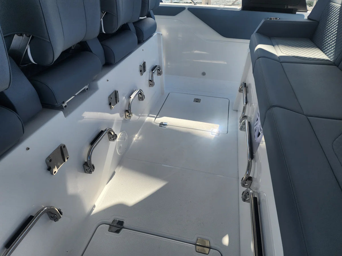 2027 Cruisers Yachts 45VTR 45.0 feet, Clearwater, Florida #47