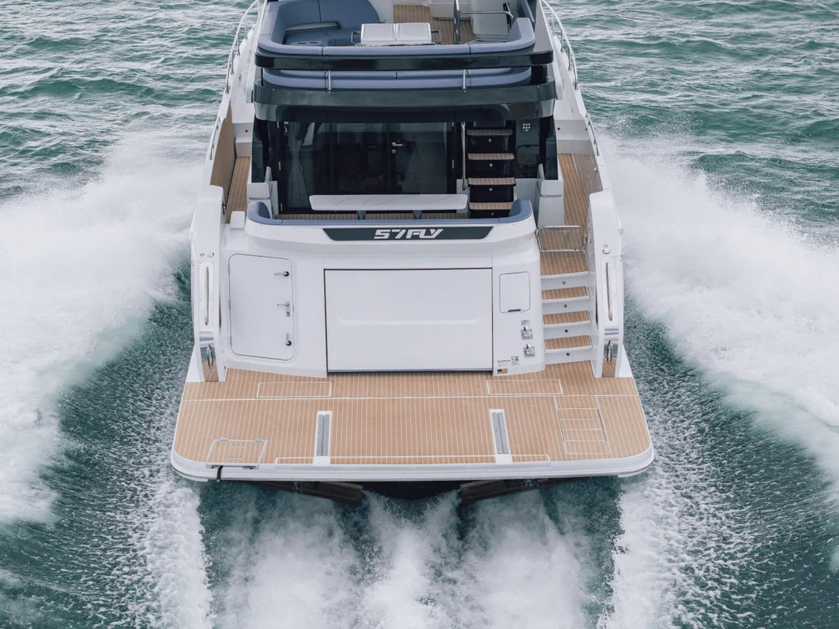 2027 Cruisers Yachts 57 FLY 57.0 feet, Clearwater, Florida #8