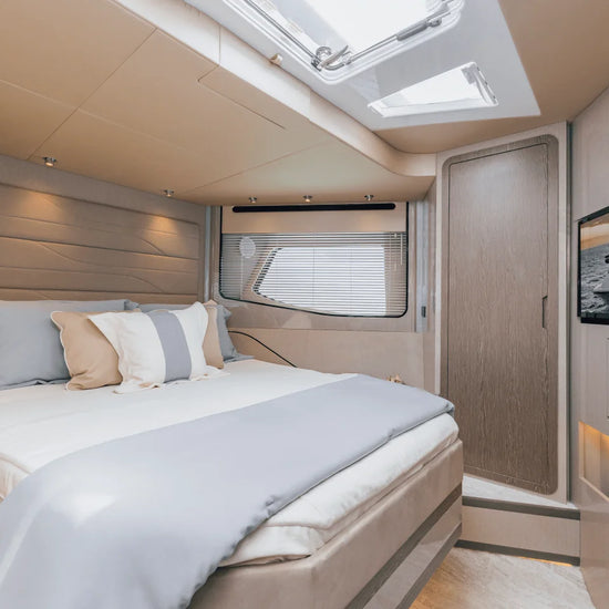 2027 Cruisers Yachts 57 FLY 57.0 feet, Clearwater, Florida #95