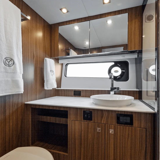 2027 Cruisers Yachts 50 GLS OB 50.0 feet, Clearwater, Florida #34