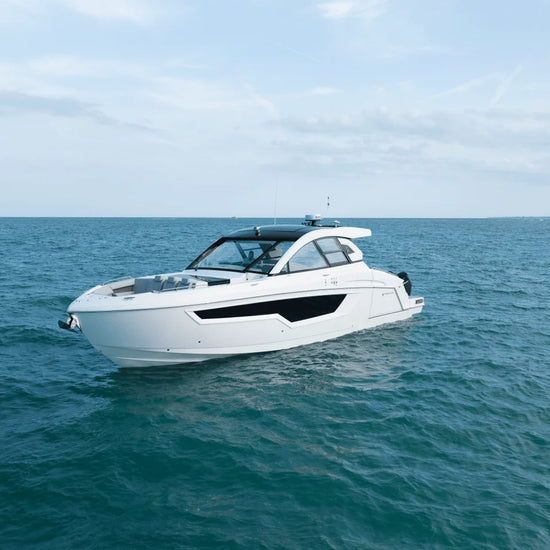 2027 Cruisers Yachts 50 GLS OB 50.0 feet, Clearwater, Florida #11
