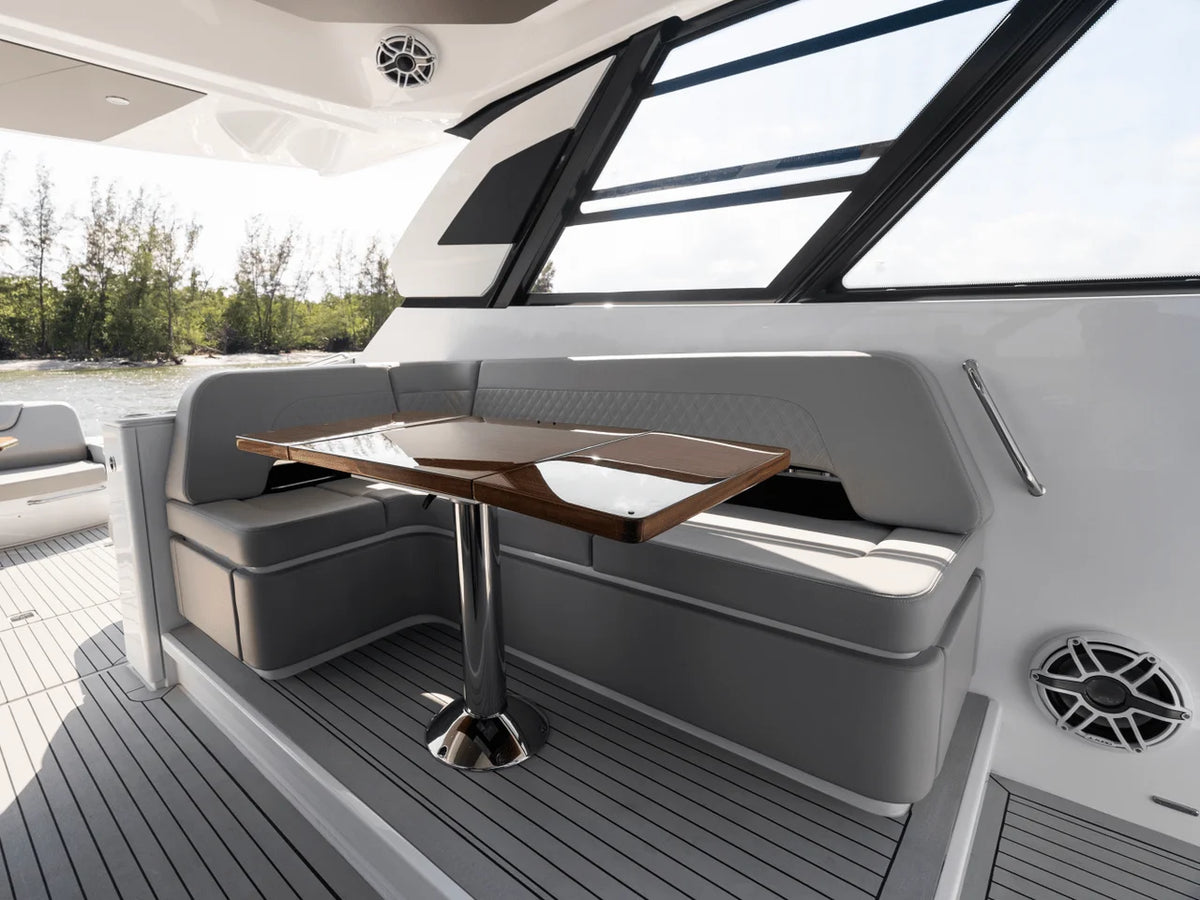 2027 Cruisers Yachts 50 GLS OB 50.0 feet, Clearwater, Florida #90
