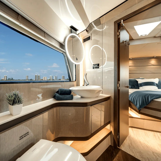 2026 Cruisers Yachts 57 FLY 57.0 feet, Clearwater, Florida #32