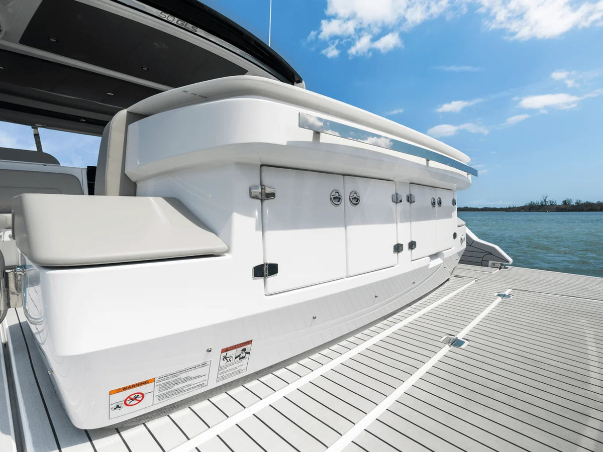 2027 Cruisers Yachts 50 GLS OB 50.0 feet, Clearwater, Florida #61
