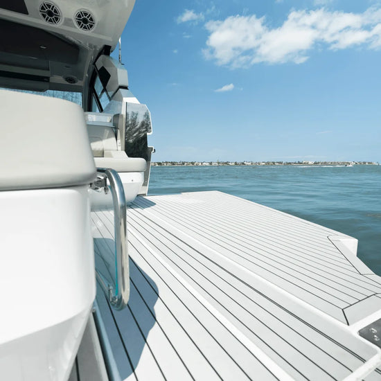 2027 Cruisers Yachts 50 GLS OB 50.0 feet, Clearwater, Florida #81