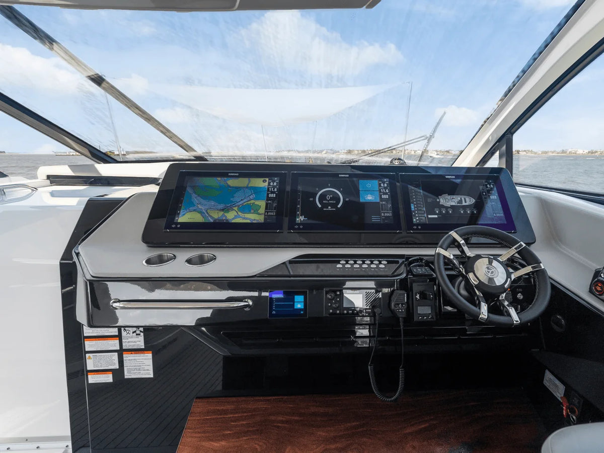 2027 Cruisers Yachts 50 GLS OB 50.0 feet, Clearwater, Florida #99