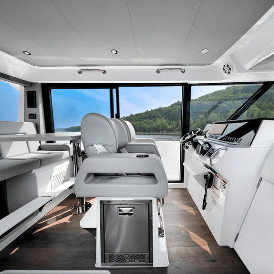 2027 Cruisers Yachts 38 VTR 38.0 feet, Clearwater, Florida #11