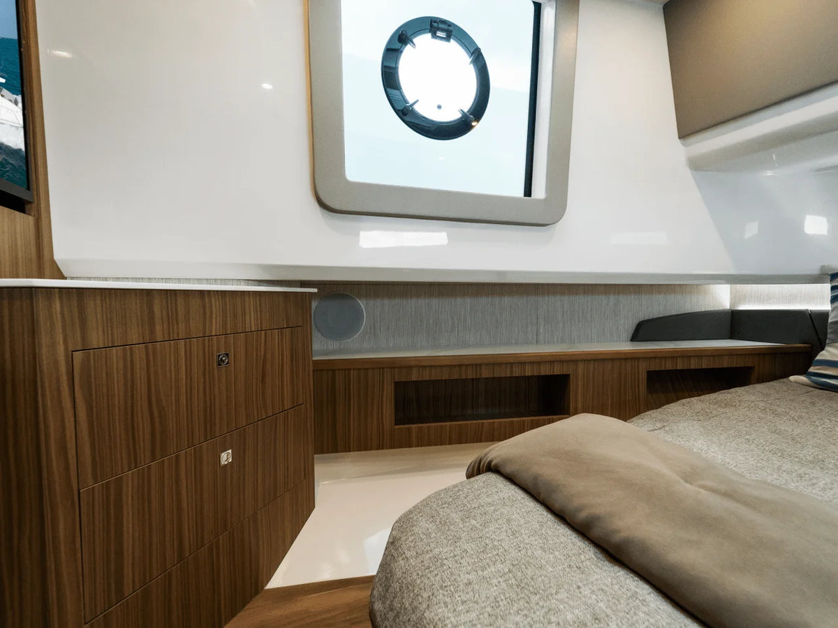 2027 Cruisers Yachts 50 GLS OB 50.0 feet, Clearwater, Florida #45