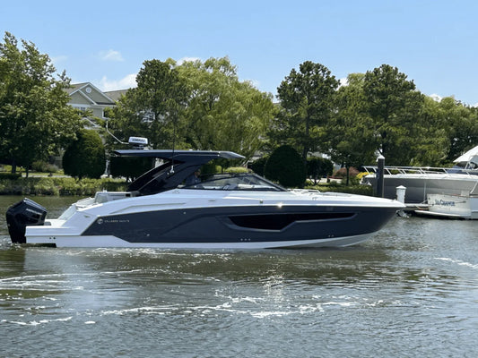 2026 Cruisers Yachts 34 GLS Outboard 34.0 feet, Clearwater, Florida #1