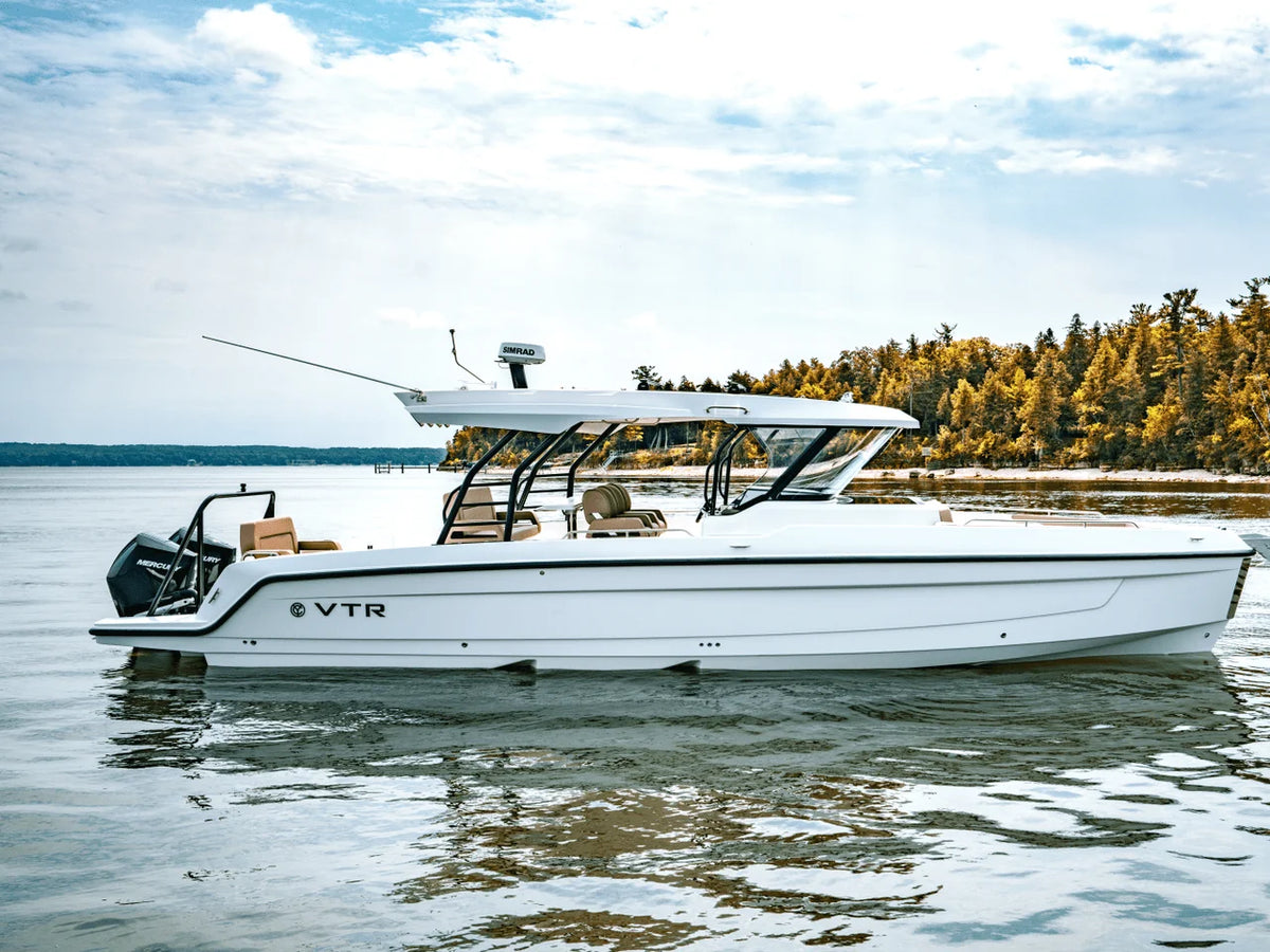 2027 Cruisers Yachts 38 VTR 38.0 feet, Clearwater, Florida #3