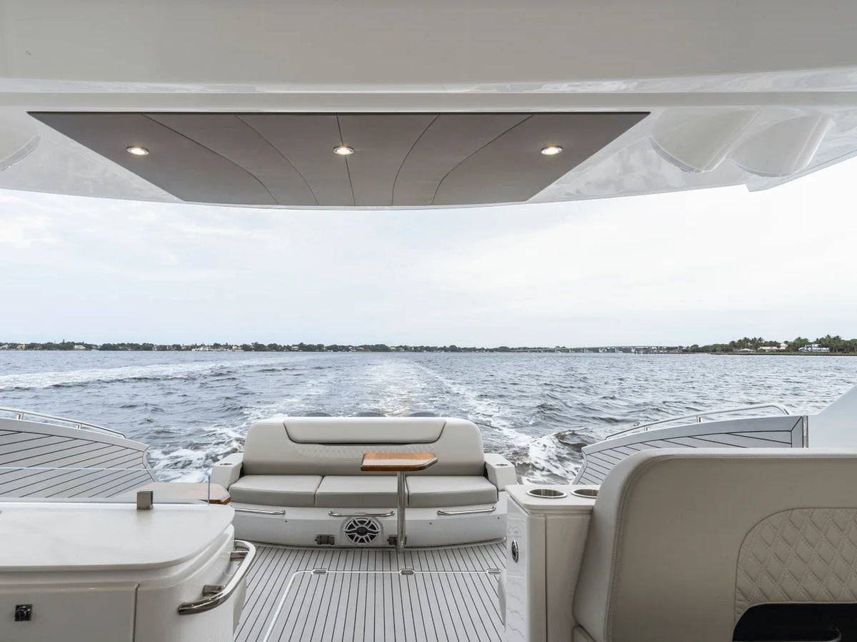 2027 Cruisers Yachts 50 GLS OB 50.0 feet, Clearwater, Florida #126
