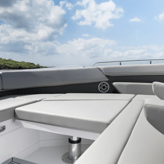 2027 Cruisers Yachts 50 GLS OB 50.0 feet, Clearwater, Florida #84