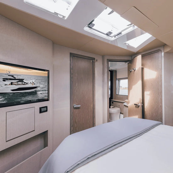 2027 Cruisers Yachts 57 FLY 57.0 feet, Clearwater, Florida #98