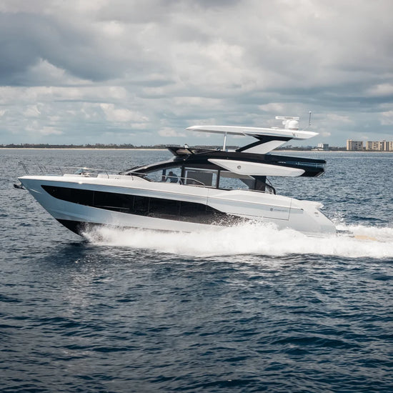 2026 Cruisers Yachts 57 FLY 57.0 feet, Clearwater, Florida #15